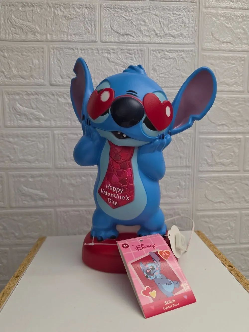 STITCH Heart Shaped Glasses Tie Happy Valentine's Day Light Up Blow Mold Decor
